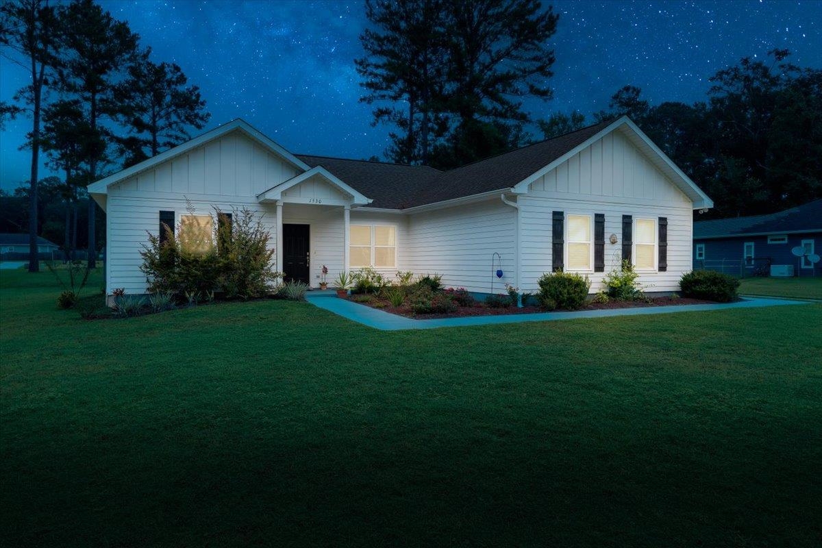 1530 Sweetbay Court