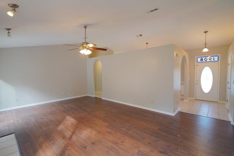 Tiny photo for 1908 E Wagon Wheel Circle, Tallahassee, FL 32317 (MLS # 398558)