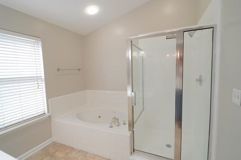 Tiny photo for 1908 E Wagon Wheel Circle, Tallahassee, FL 32317 (MLS # 398558)