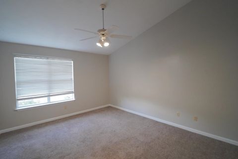 Tiny photo for 1908 E Wagon Wheel Circle, Tallahassee, FL 32317 (MLS # 398558)