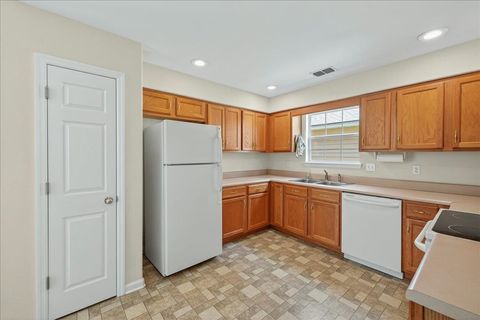 Tiny photo for 2704 Laurelwood Lane, Tallahassee, FL 32308 (MLS # 389717)