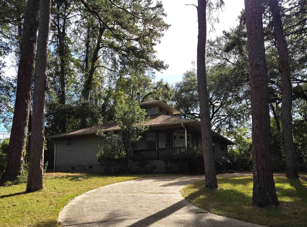 Photo of 2927 Sharer Road, Tallahassee, FL 32312 (MLS # 396865)