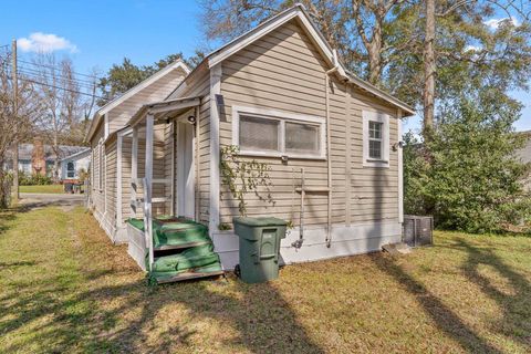Tiny photo for 845 W Brevard Street, Tallahassee, FL 32304 (MLS # 391563)