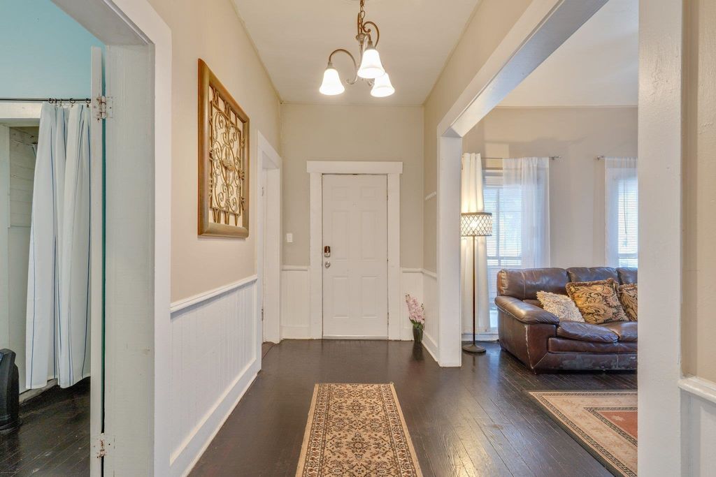 Photo of 845 W Brevard Street, Tallahassee, FL 32304 (MLS # 391563)