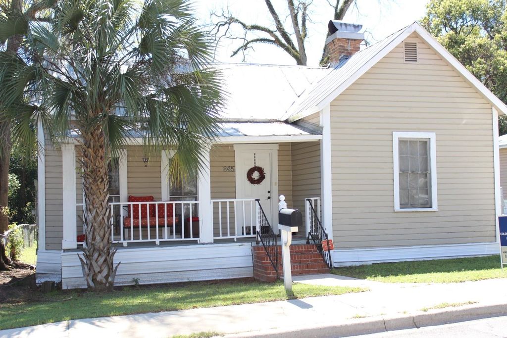 Photo of 845 W Brevard Street, Tallahassee, FL 32304 (MLS # 391563)