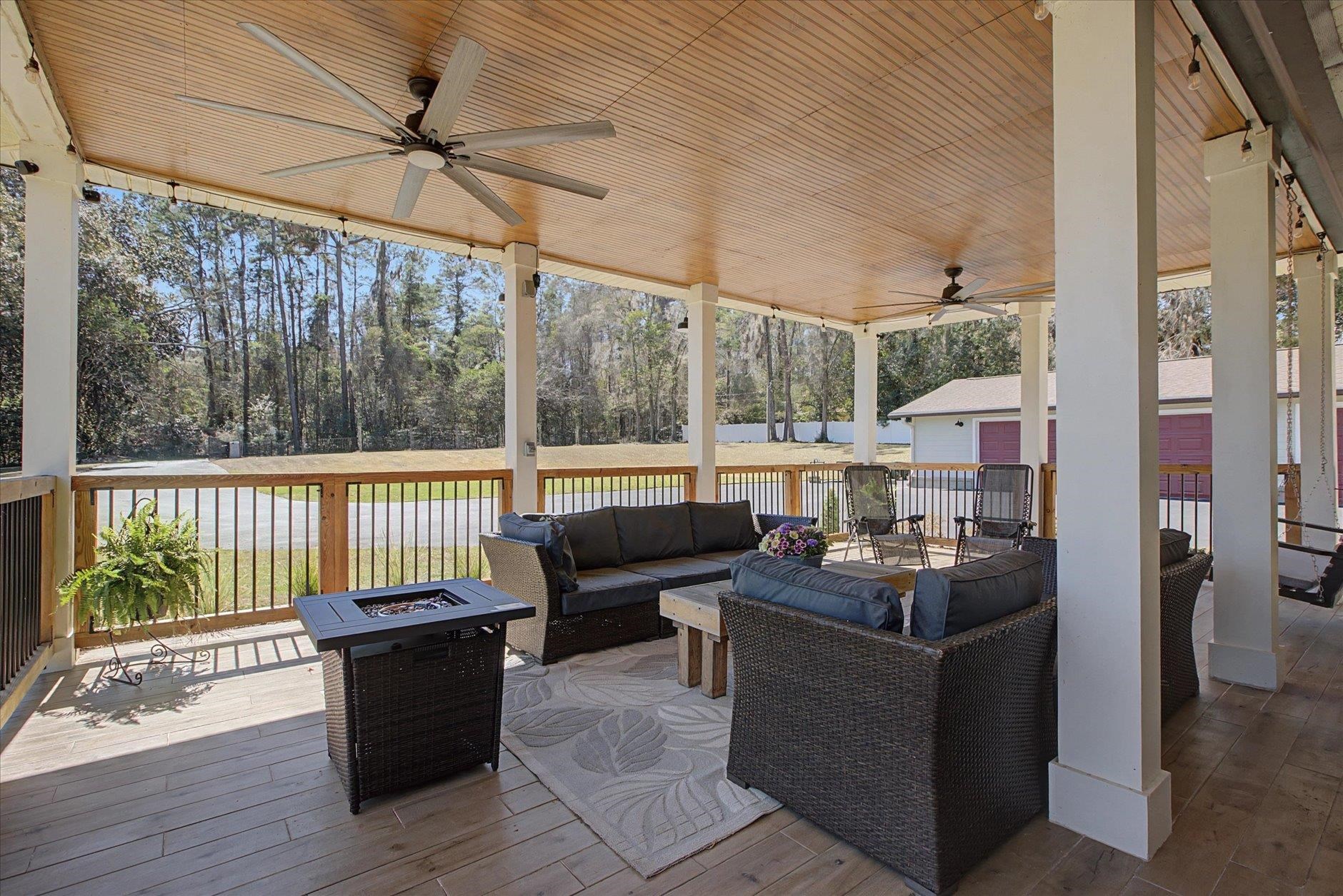 1204 FIRETHORNE Lane