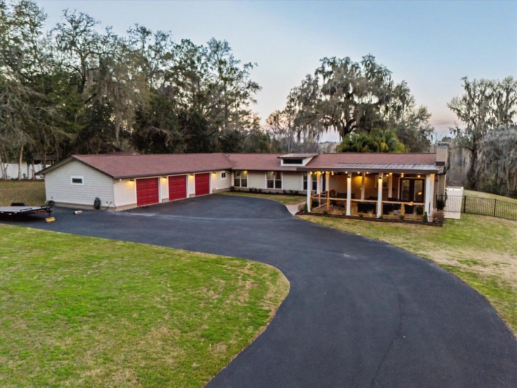 Photo of 1204 FIRETHORNE Lane, Tallahassee, FL 32303 (MLS # 396856)