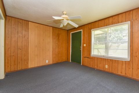 Tiny photo for 203 S 9th Street, Quincy, FL 32351 (MLS # 401596)