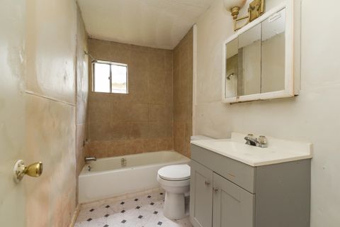 Tiny photo for 203 S 9th Street, Quincy, FL 32351 (MLS # 401596)