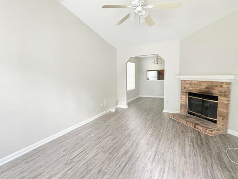 Tiny photo for 3910 Gaffney Loop, Tallahassee, FL 32303 (MLS # 399493)