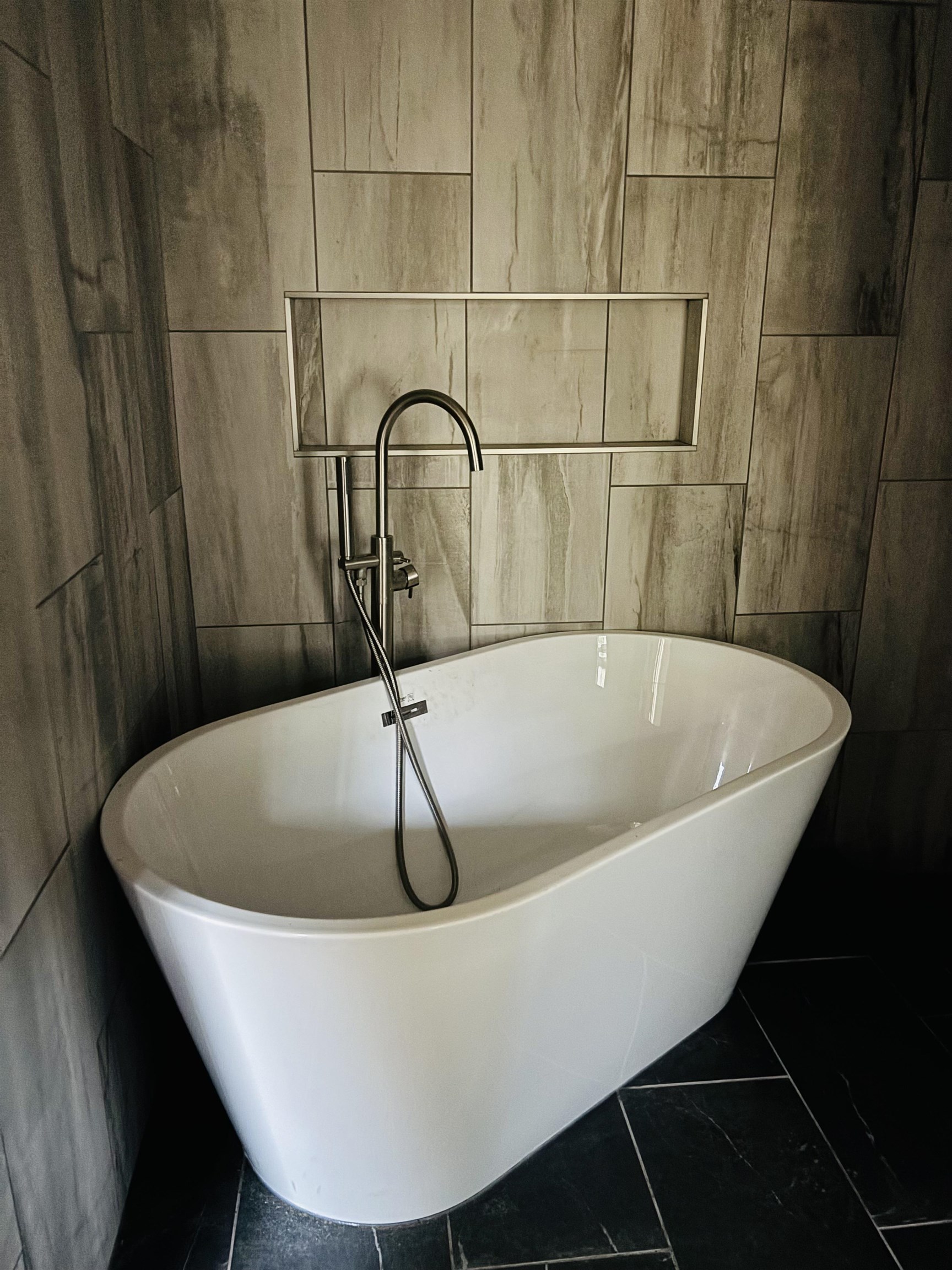 5962 BUTTON WILLOW Lane