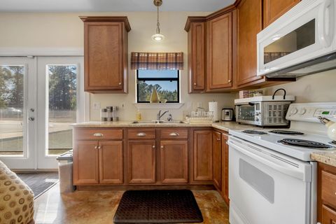 Tiny photo for 8701 Salem Road, Quincy, FL 32352 (MLS # 398069)