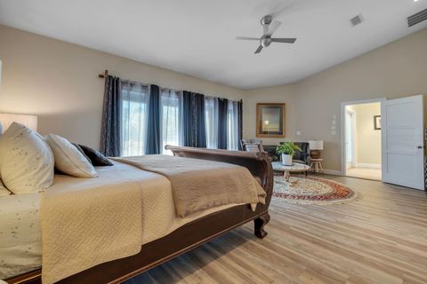 Tiny photo for 8701 Salem Road, Quincy, FL 32352 (MLS # 398069)