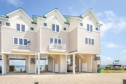 Photo of 1648 Alligator Drive #319, Alligator Point, FL 32346 (MLS # 398950)