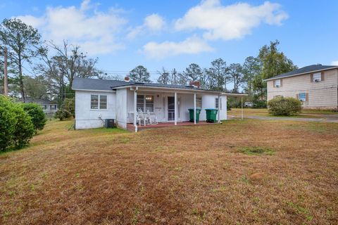 Tiny photo for 50 N Shelfer Street, Quincy, FL 32351 (MLS # 396789)