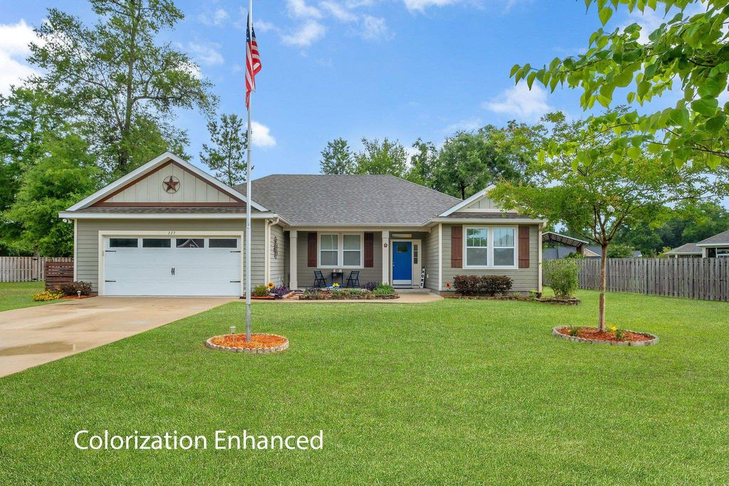 Photo of 227 Linzy Store Road, Crawfordville, FL 32327 (MLS # 395201)