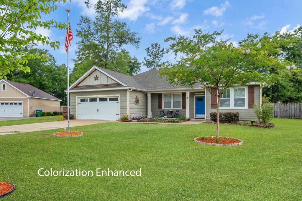 Photo of 227 Linzy Store Road, Crawfordville, FL 32327 (MLS # 395201)