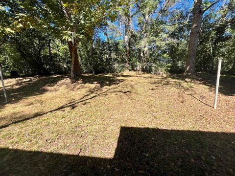 Tiny photo for 3422 Miami Drive, Tallahassee, FL 32311 (MLS # 398422)
