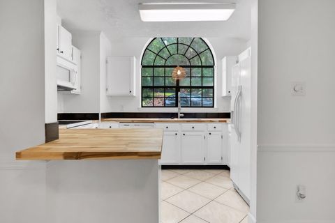 Tiny photo for 2818 Par Lane, Tallahassee, FL 32301 (MLS # 389196)