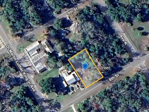 Photo of xxx 8th Street, Apalachicola, FL 32320 (MLS # 401571)