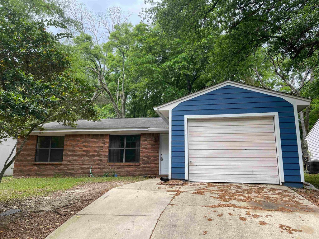 Photo of 2287 Nannas Loop, Tallahassee, FL 32303 (MLS # 403055)