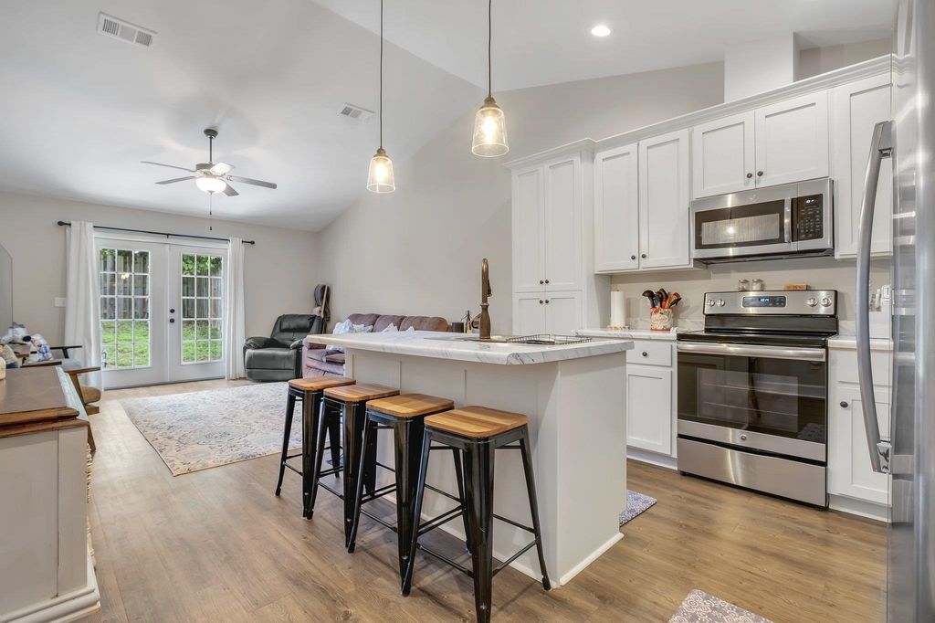 Photo of 559 Brooke Hampton Drive, Tallahassee, FL 32311 (MLS # 391415)