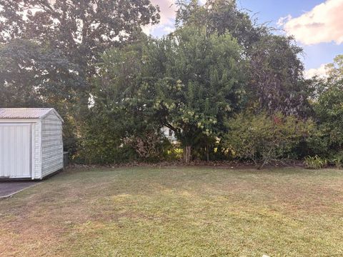 Tiny photo for 1010 Calloway Street, Tallahassee, FL 32304 (MLS # 391971)
