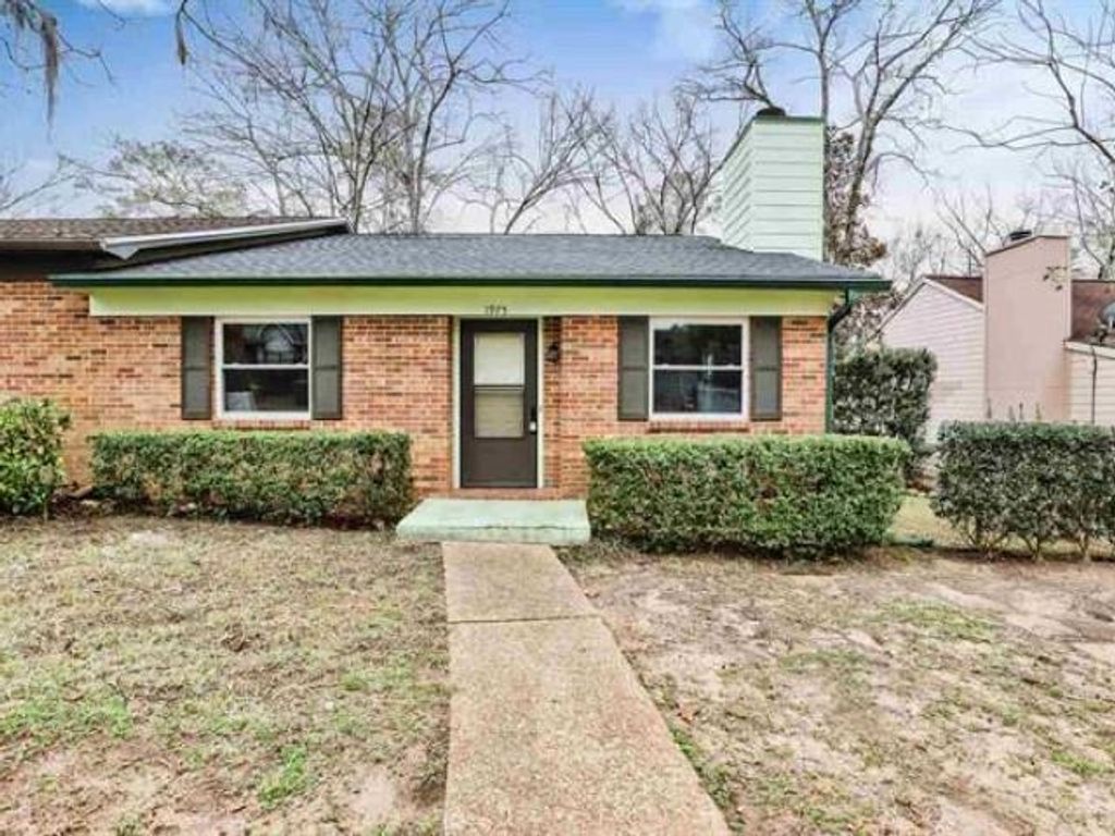 Photo of 1975 Rain Valley Drive, Tallahassee, FL 32308 (MLS # 394228)