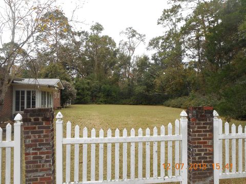 Tiny photo for 3113 Parkridge Drive, Tallahassee, FL 32305 (MLS # 396828)
