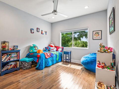 Tiny photo for 1252 N Bronough Street, Tallahassee, FL 32303 (MLS # 386508)