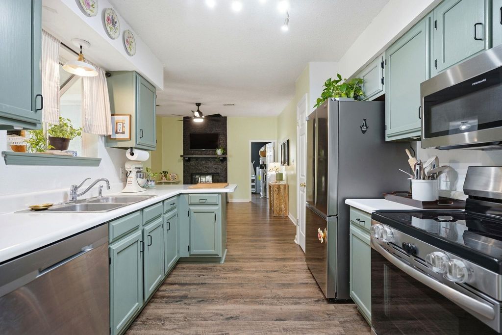 Photo of 6704 Hill Gail Trail, Tallahassee, FL 32309 (MLS # 397254)