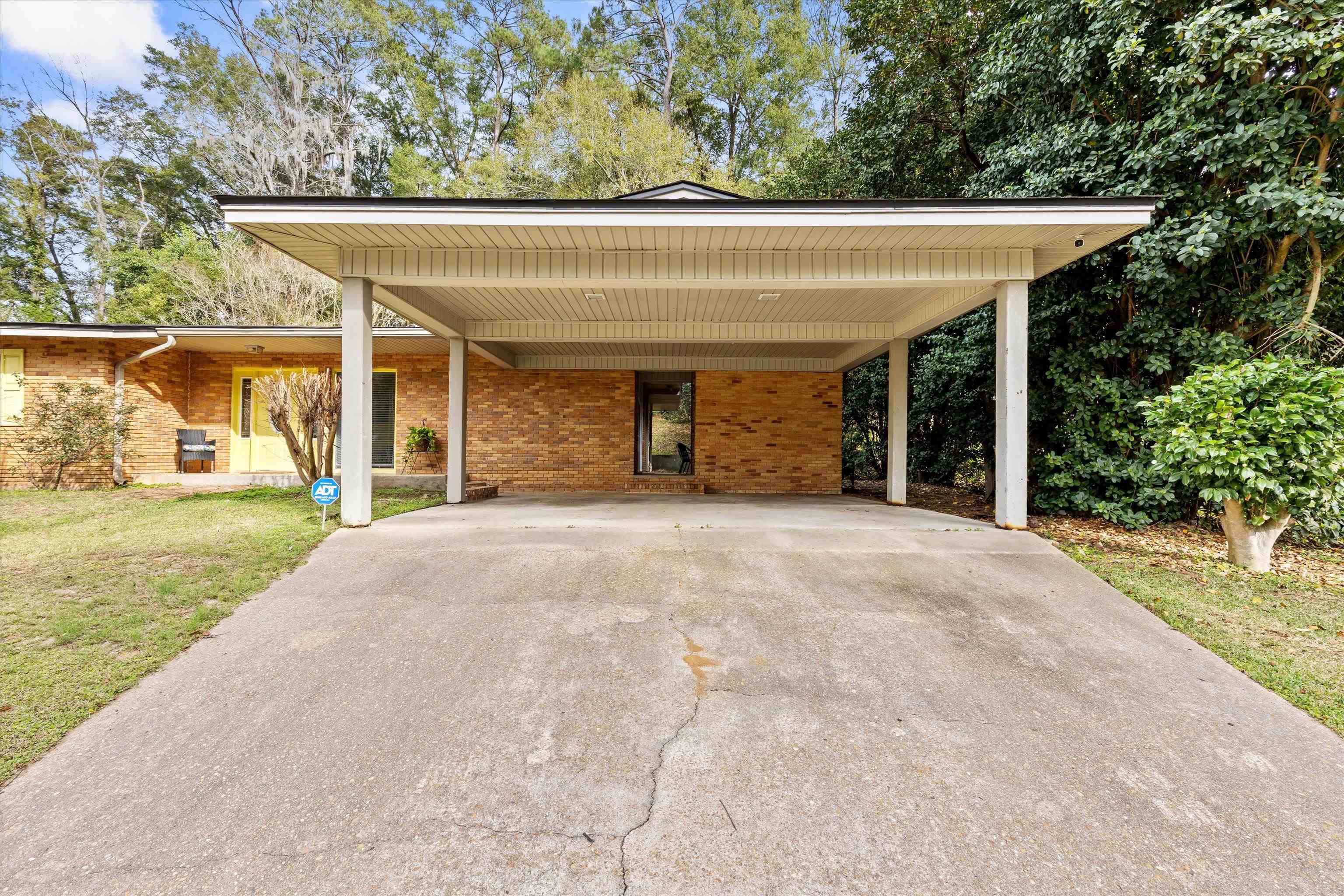 625 N Calhoun Street