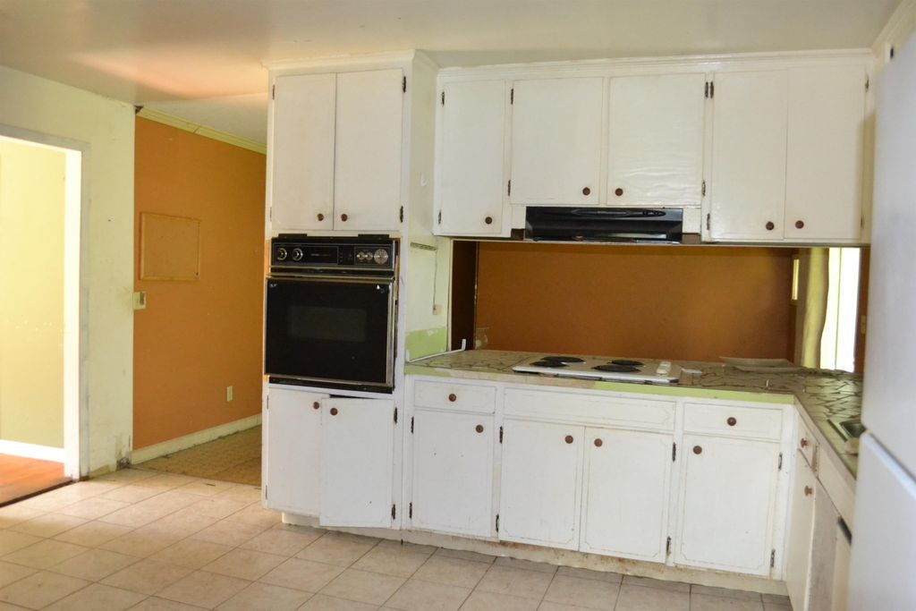 Photo of 922 Creek Road, Tallahassee, FL 32305 (MLS # 397014)