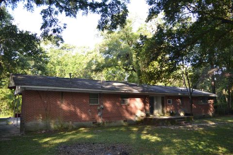 Tiny photo for 922 Creek Road, Tallahassee, FL 32305 (MLS # 397014)