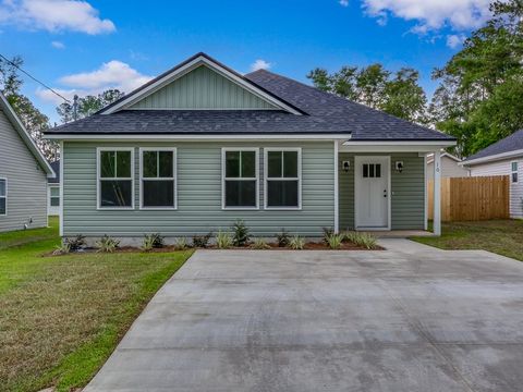 A home in Crawfordville