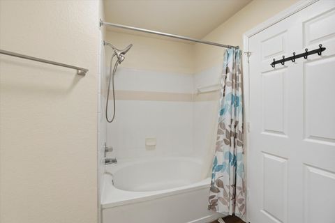 Tiny photo for 2801 Chancellorsville Drive #1233, Tallahassee, FL 32312 (MLS # 392351)