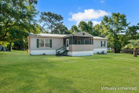 Tiny photo for 295 Sumpter Ridge Road, Midway, FL 32343 (MLS # 401978)