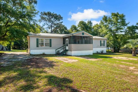Tiny photo for 295 Sumpter Ridge Road, Midway, FL 32343 (MLS # 401978)