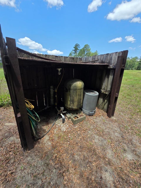 Tiny photo for 25516 Cinelli Lake Circle, Hosford, FL 32334 (MLS # 401531)