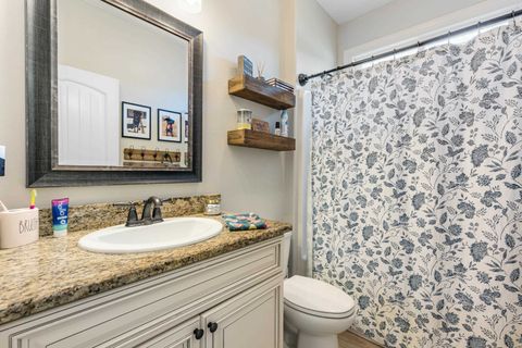 Tiny photo for 183 Carousel Circle, Crawfordville, FL 32327 (MLS # 397768)