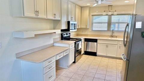 Tiny photo for 1790 Brown Street, Tallahassee, FL 32308 (MLS # 395645)