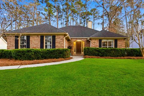 Photo of 1624 Copperfield Circle, Tallahassee, FL 32312 (MLS # 396983)