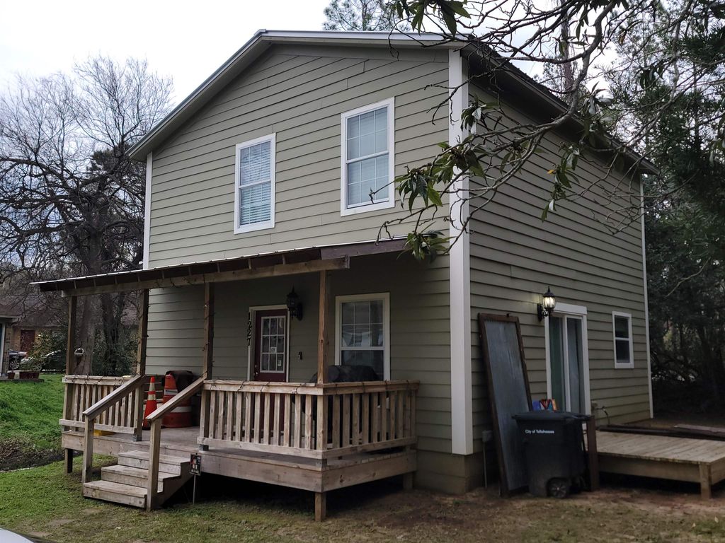 Photo of 1227 Continental Court, Tallahassee, FL 32304 (MLS # 396450)