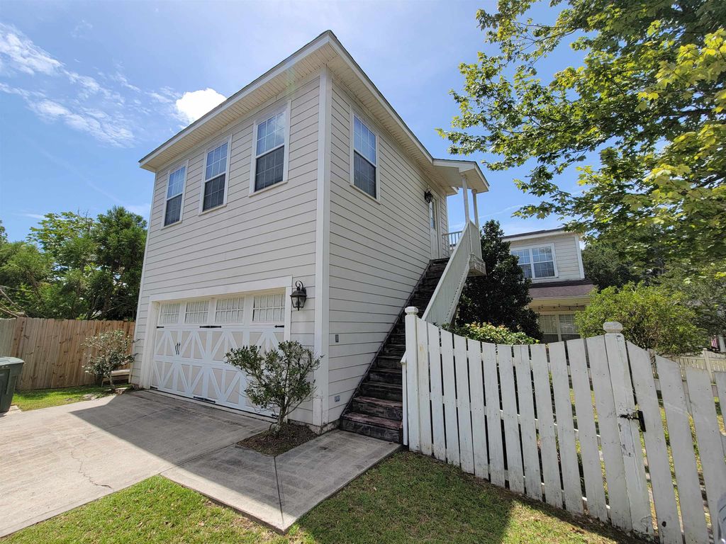 Photo of 3797 PINEY GROVE Drive, Tallahassee, FL 32311 (MLS # 392861)