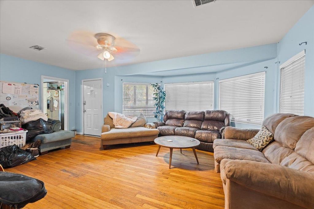 Photo of 906 Buena Vista Drive, Tallahassee, FL 32304 (MLS # 394718)