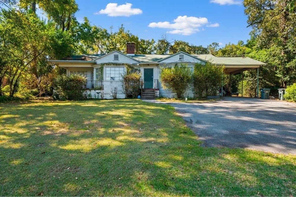 Photo of 906 Buena Vista Drive, Tallahassee, FL 32304 (MLS # 394718)