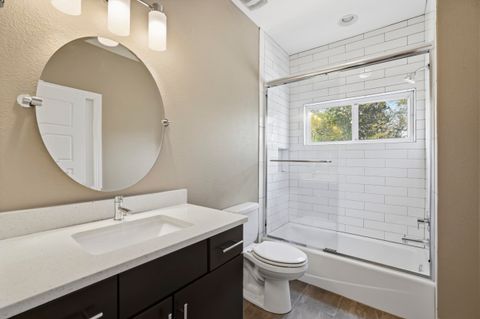 Tiny photo for 1416 N M L King Jr Boulevard #2, Tallahassee, FL 32303 (MLS # 397662)