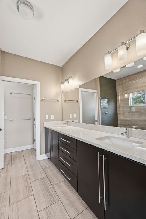 Tiny photo for 1416 N M L King Jr Boulevard #2, Tallahassee, FL 32303 (MLS # 397662)