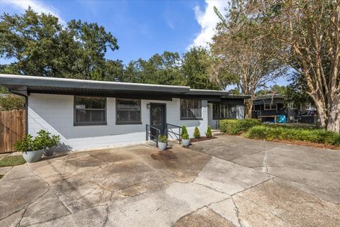 Tiny photo for 104 W 4Th Avenue, Tallahassee, FL 32303 (MLS # 394871)