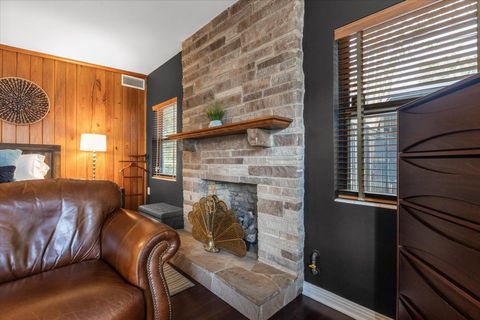 Tiny photo for 104 W 4Th Avenue, Tallahassee, FL 32303 (MLS # 394871)